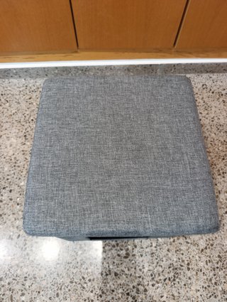 Taburete Plegable Cueva Mascota Gris