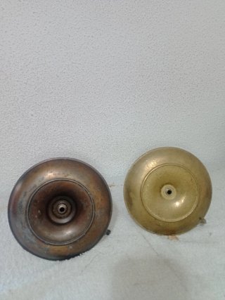 Candelabros de bronce (dorado y plateado)