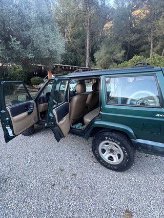 Jeep cherokee  Xj 2.5 VM TD  1999