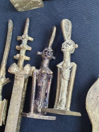 Ajedrez Brutalista Bronce Burkina Faso