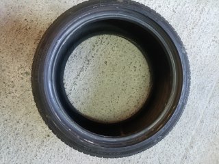 Neumático 275/35R19 100Y Runflat