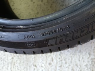 Neumático 275/35R19 100Y Runflat