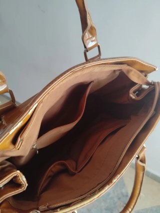 Bolso marrón efecto piel