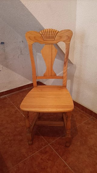 Mesa de comedor de pino con 6 sillas