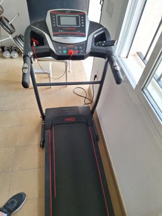 Conjunto Gimnasio: Máquinas de Pesas y correr