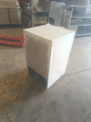 Congelador pequeño blanco