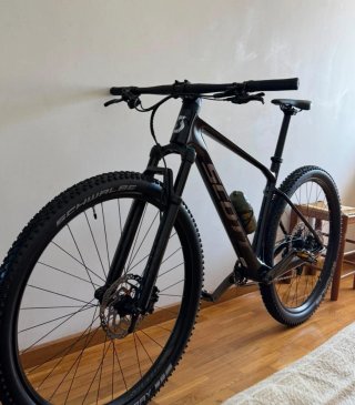 Scott Scale 930 Carbono 2025