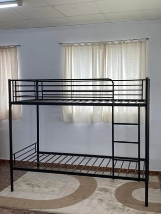 Litera metálica tubo negra nueva en caja