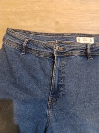 Pantalones vaqueros anchos Lefties