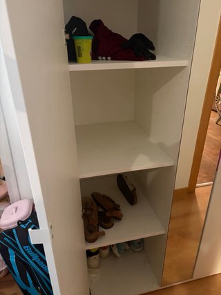 Armario Blanco 2 Puertas, solo un año de uso,