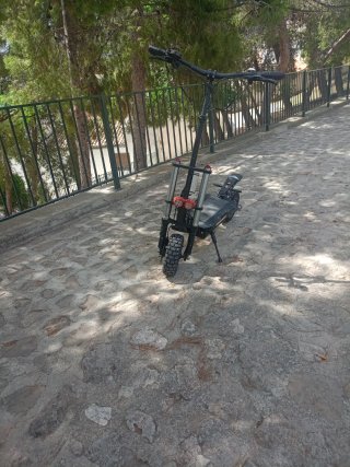 Patinete eléctrico todoterreno