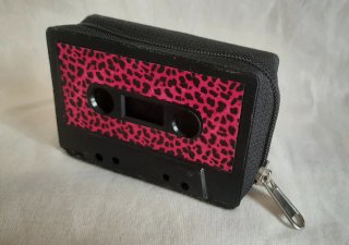 Monedero Cassette Rosa y Negro, Nuevo