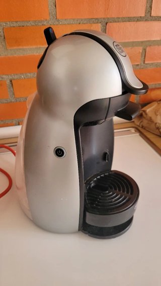 Cafetera Nescafé Dolce Gusto DeLonghi