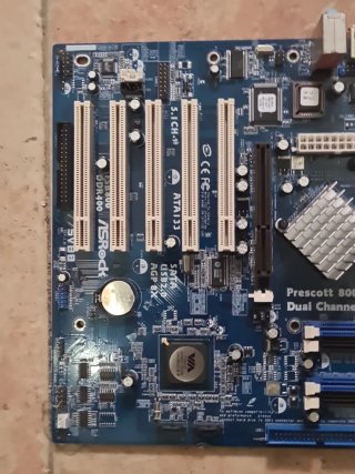 Placa ASRock Prescott 800 y Procesador Intel Penti
