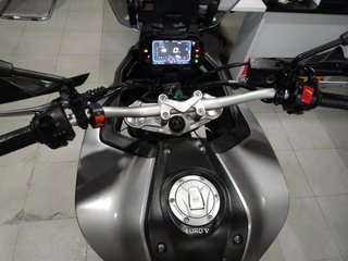 VOGE 500 DS Adventure Plata y Rojo