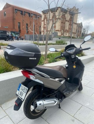 Kymco Agility City 125 Scooter