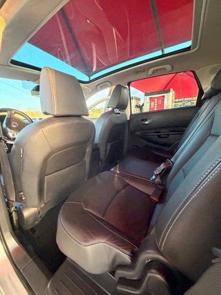 Nissan Qashqai+2 2010