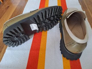 Mocasines Clarks Mujer Beige Verde oliva Talla 38