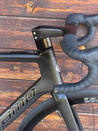 Megamo Pulse Elite Carbono  - Bici de carretera.