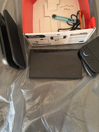Nintendo Switch Negra + FIFA 26