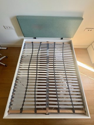 Cama doble IKEA con almacenaje
