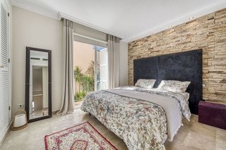 Casa en venta en Nueva Andalucía centro en Marbella