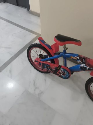 Bicicleta infantil Spiderman 5/6 años
