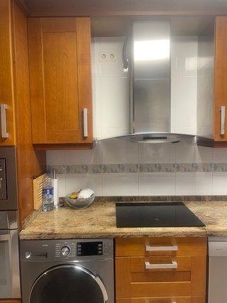 URGE VENTA! Cocina de madera completa