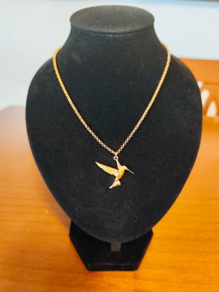 Colgante Colibrí con Cadena Acero Dorado