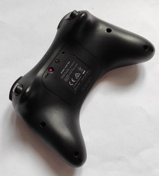 Controller PRO per Wii U, Originale Nintendo