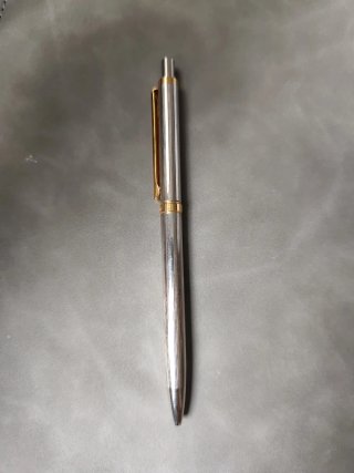 Bolígrafo Delta Plata y Oro