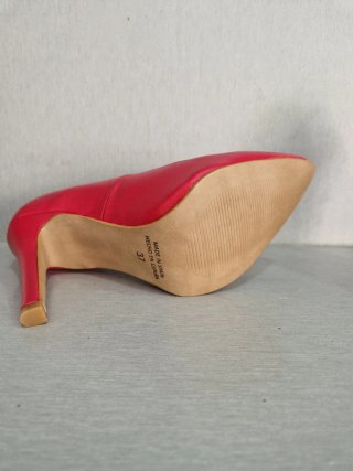 Zapatos de tacón 9cm de piel rojos nuevos