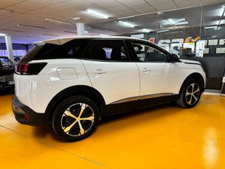 PEUGEOT 3008 1.5L BlueHDi 96kW 130CV SS Allure