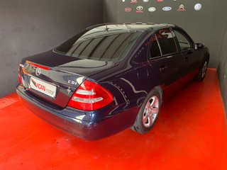 Mercedes-Benz E220CDI ELEGANCE