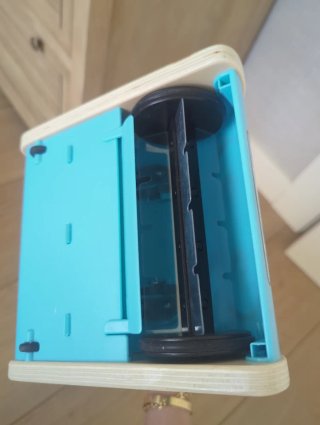 Aspiradora de juguete de madera Hape
