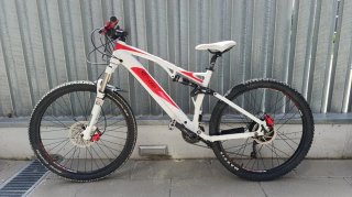 Bicicleta eléctrica doble suspensión