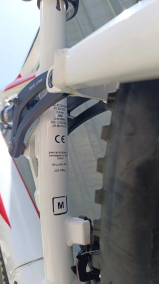 Bicicleta eléctrica doble suspensión