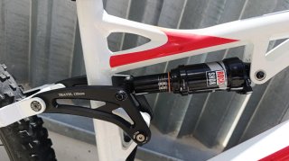 Bicicleta eléctrica doble suspensión