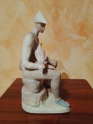 Lladro Tang Hunter Falconer. Halconero.