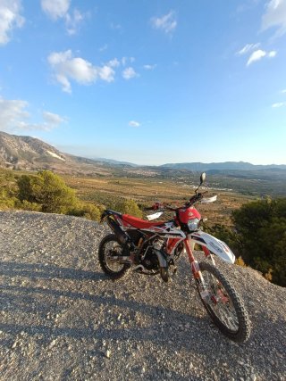 Fantic XE 50 2022 Enduro Roja y Blanca