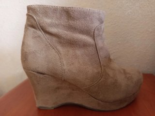 Botines de cuña beige/marrón