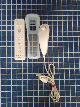 Wii ORIGINAL MANDO +NUNCHUK +FUNDA OFICIAL