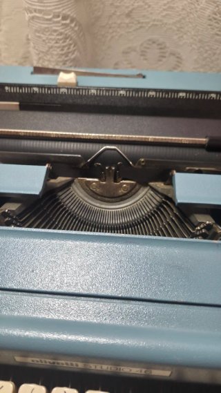 Máquina de escribir Olivetti Studio 56 Azul