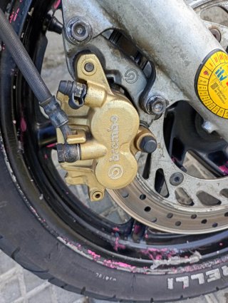 Pinza Freno Delantera Honda CB 500 PC32 Brembo
