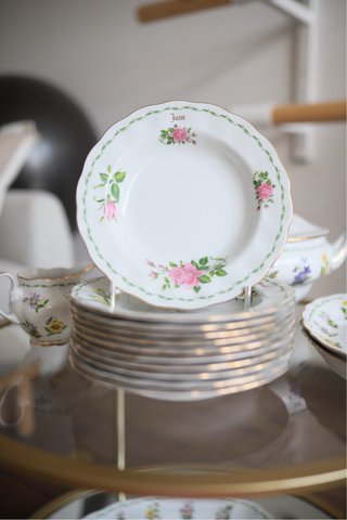 Royal Fine Porcelain Vajilla Floral