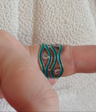 Anello bijotteria smalto e zirconi