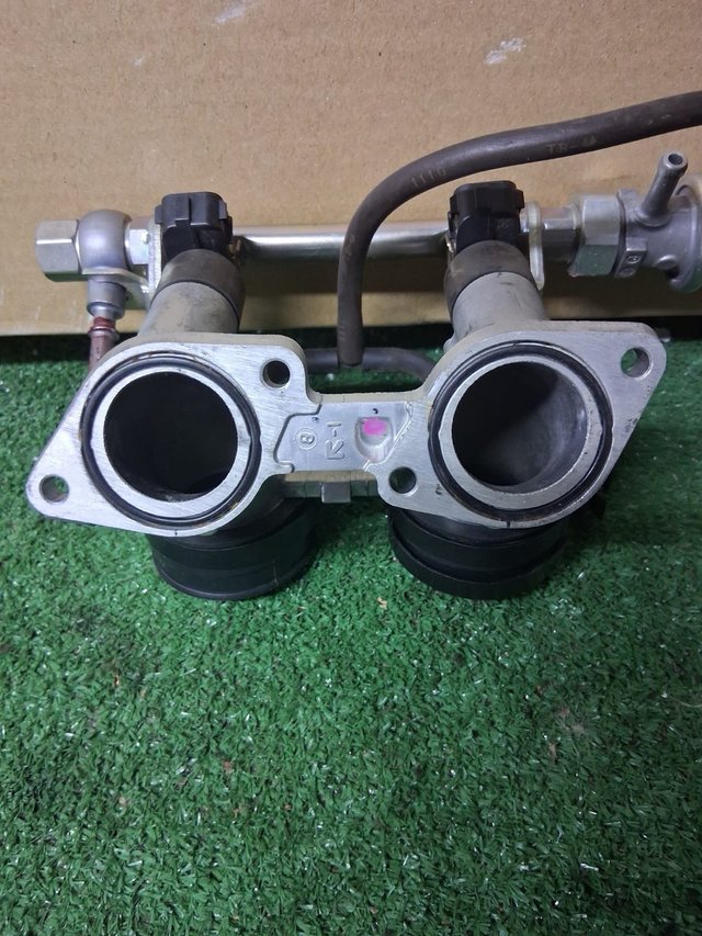 Rampa Inyeccion Honda Silverwing 400