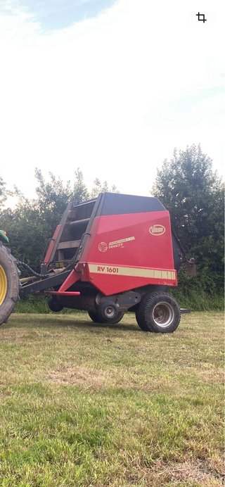 Rotoempacadora Vicon RV 1601