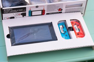Nintendo Switch Azul y Rojo