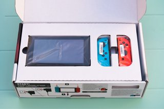 Nintendo Switch Azul y Rojo